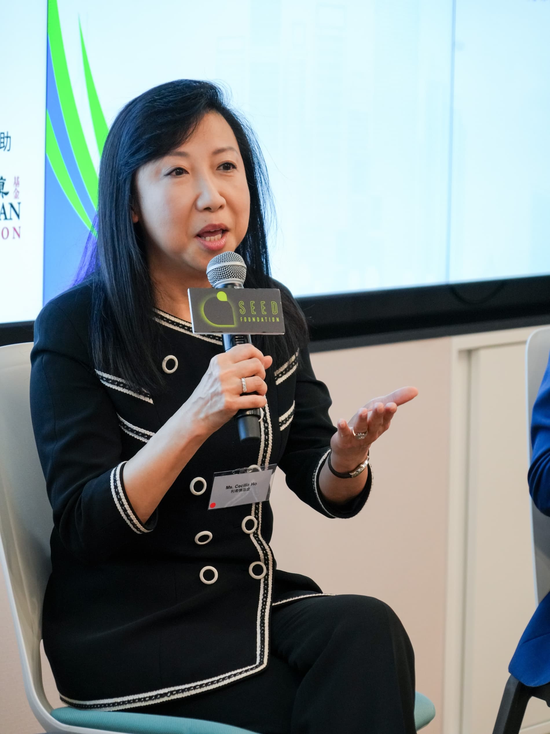 SEED Foundation與香港中文中學聯會簽署合作備忘錄攜手啟動SEED Centre計劃推動平等數字教育_Lee Hysan Foundation_President_Ms Cecilia Ho