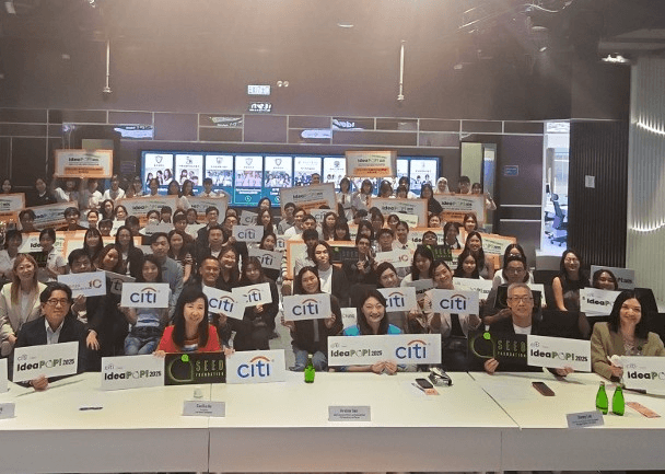 Enriching Knowledge Through Diverse Learning Experiences